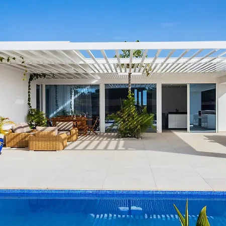 Golf Palms Villa Costa Teguise